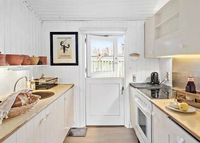 Beautiful In With Kitchen *